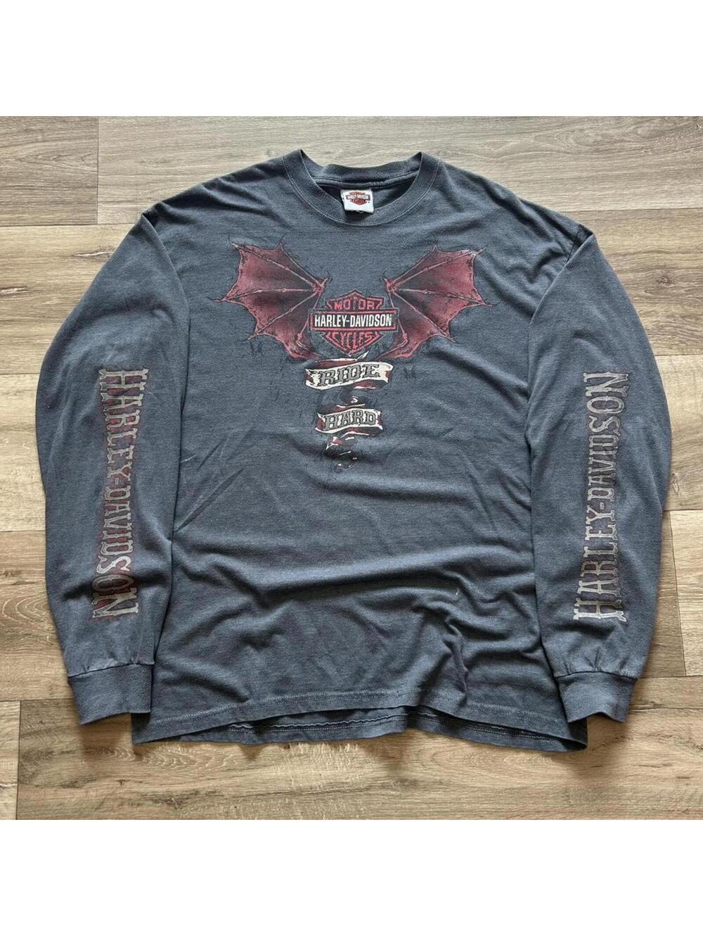 Harley Davidson Men's Grey and Black Tshirt